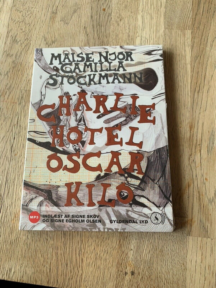 Charlie hotel Oscar kilo, Maise Njor og Camilla Stockmann,