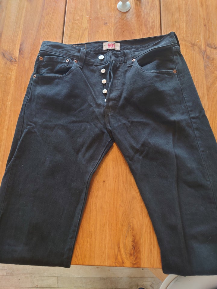 Jeans, Levis, str. 32