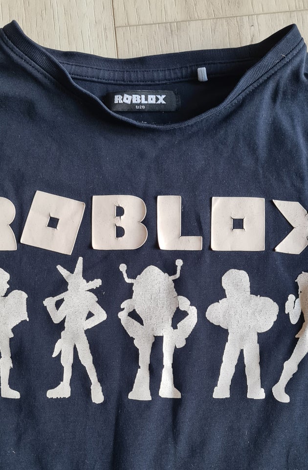 T-shirt, Roblox, Name it