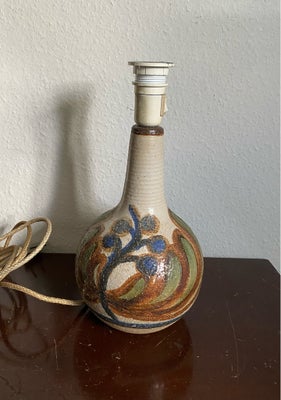 Anden bordlampe, Søholm Keramik, Vintage messing bordlampe fra Søholm Keramik, Darø, nr 1450. 
H (m/