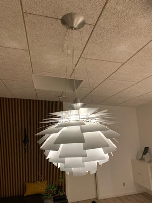 Anden loftslampe, Flot velholdt loftlampe, børstet aluminium, 
Diameter 60 cm , højde selve lampe 45