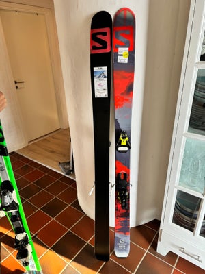 Alpinski, Salemon , str. 174, Helt nye ski, med prismærke. Binding størrelse 28-44

Super fede Offpi