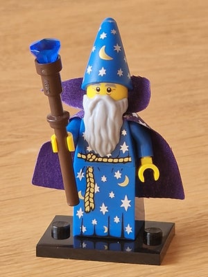 Lego Minifigures, Lego Minifigure / Series 12
- Wizard ( col179 )
Fra 2014

Kan afhentes eller sende