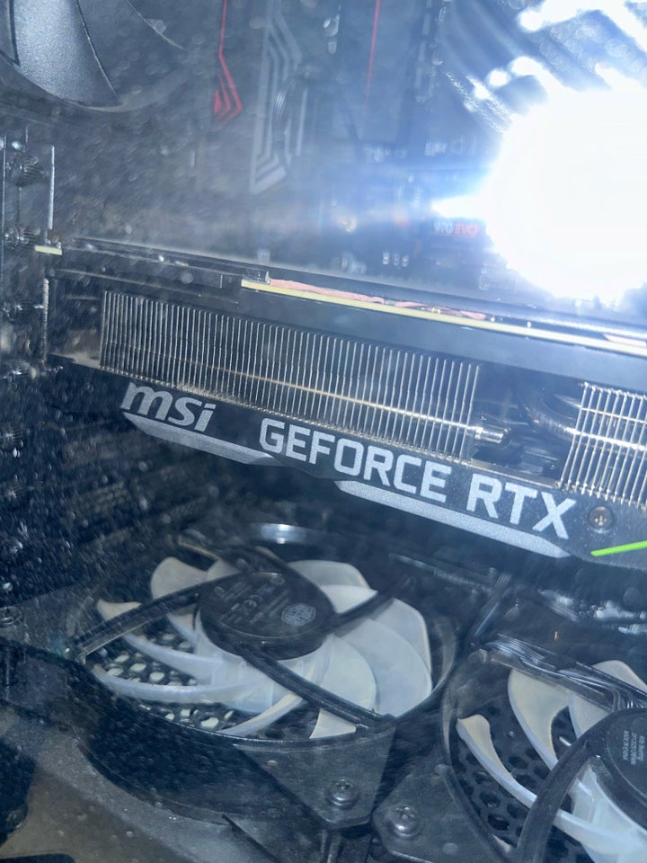 GeForce RTX 2080TI MSI, 11 GB RAM, God
