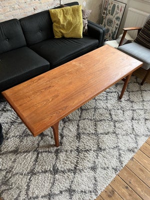 Sofabord, teaktræ, b: 60 l: 160, Solidt og robust sofabord i teaktræ. God stand, har dog brug for no