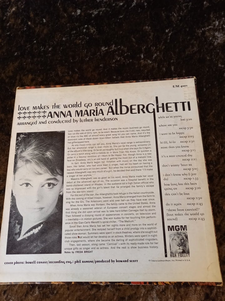 LP, Anna Maria Alberqhetti, Love makes the world go round