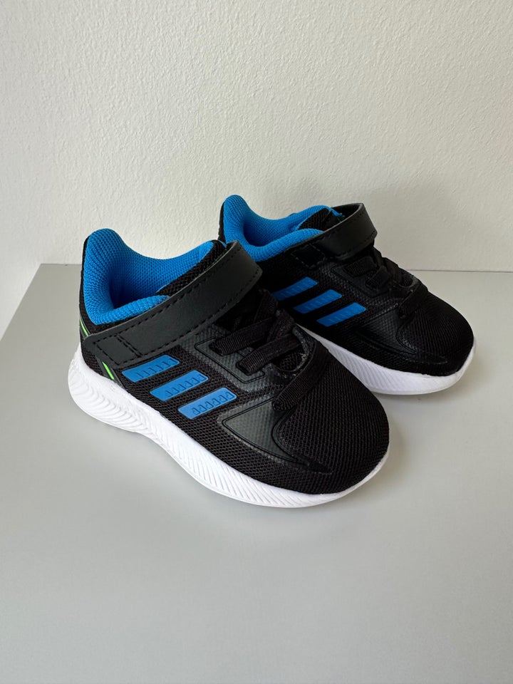 Sneakers, 20, Adidas – dba.dk – Salg af Nyt og