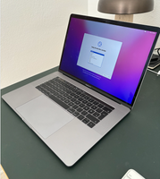 MacBook Pro, Macbook Pro (15