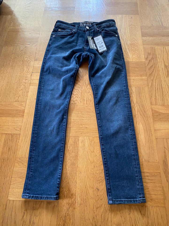 Jeans, Mavi, str. 27