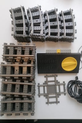 Lego Tog, Vintage, 

Vintage lego togskinner og regulator med transformer. 

Medfølger:
Train Speed 