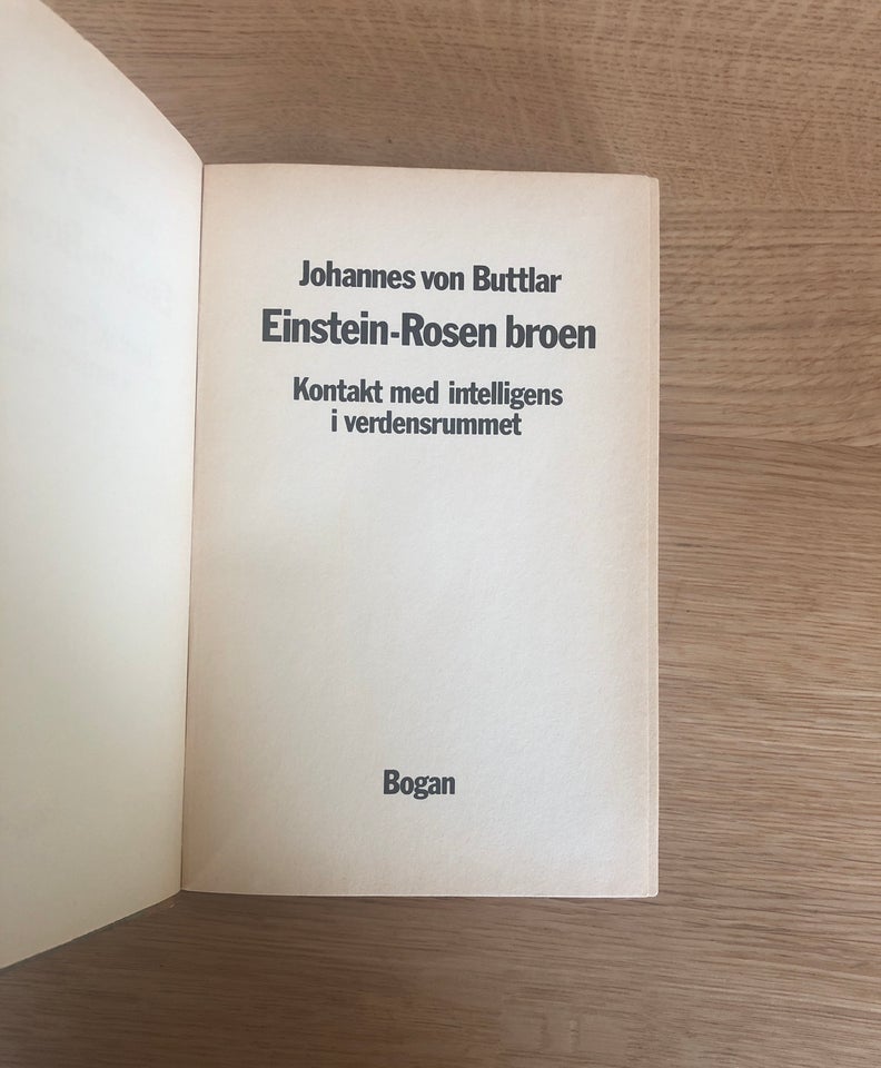 SOLGT Einstein-Rosen broen, Johannes von Buttlar, emne: