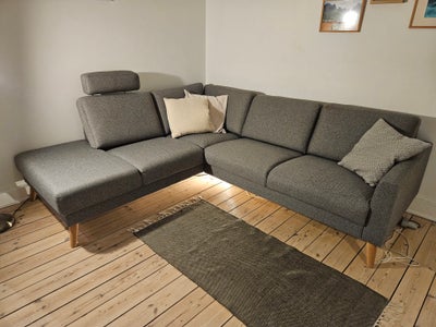 Sofa, stof, 5 pers. , Ilva Cleveland, 200x223x85
God sofa, rigtig pæn stand.