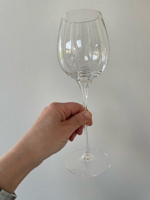 Glas, Vinglas, 9 stk elegante vinglas. 23 cm H 