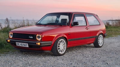 VW Golf II, 1,6 TD, Diesel, 1988, km 594000, rød, træk, 3-dørs, startspærre, service ok, 15" alufælg