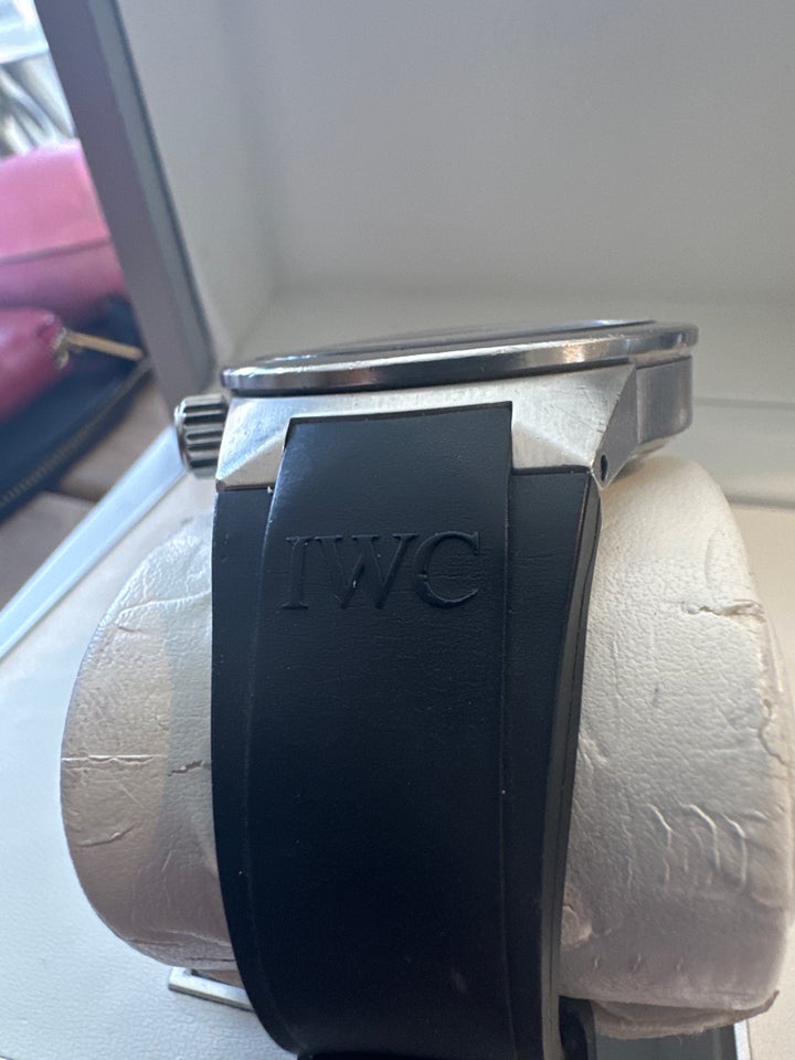 Dykkerur, IWC