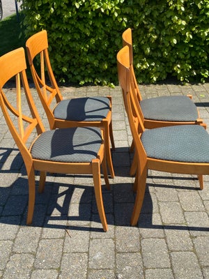 Spisebordsstol, 4 gode og stabile stole sælges samlet kr. 100,- 