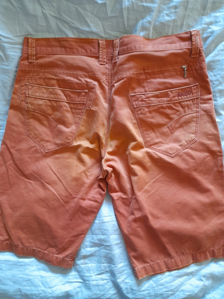 Shorts, AR 68 Play, str. 36