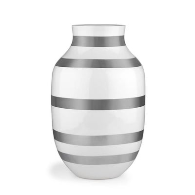 Vase, Høj vase, Kähler, Stor sølv stribet Vase fra Kähler. Måler 39 cm høj. Har skår på kanten, se b