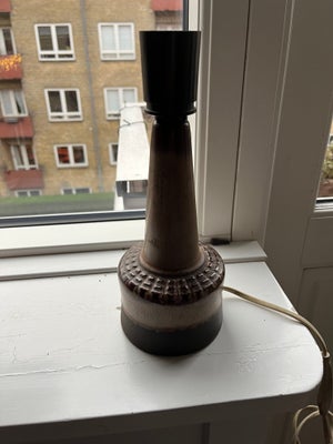 Lampe, p.m. keramik Danmark
bordlampe - retro dansk design
højde - 25, 5 cm høj
Keramiklampe