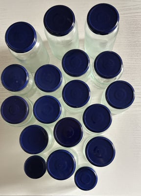 Glas, Glas med blå skruelåg, 19 stk. opbevaringsglas med blå låg ( 3 stk. 18 cm, 1 stk. 12 cm, 13 st