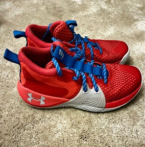 Under Armour-sko til salgs her: Philadelphia, Pennsylvania