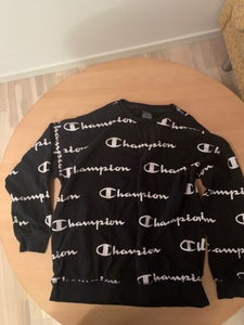 Undskyld mig virtuel Ledningsevne Find Champion Sweatshirt - København og omegn på DBA - køb og salg af nyt  og brugt