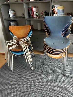 Arne Jacobsen, stol, 3107 syverstol 7er, En samling aj syver stole til renovering.

7stk med fast ry