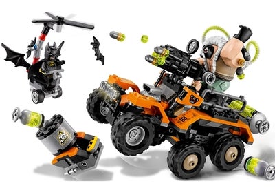 Lego Super heroes, 2 sæt:

70914 Bane Toxic Truck Attack 495kr.
76114 Spider-Man's Spider Crawler (S