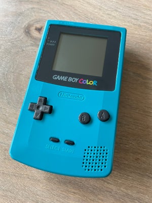 Nintendo Game Boy Color, CGB-001, Pæn og velfungerende Game Boy Color

Står helt originalt inkl inta