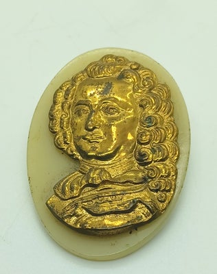 Emblemer, Tordenskjold, Tordenskjold i messing 5 x 3,5 cm.