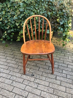 Køkkenstol, Træ, Vintage, Super sød gammel køkken stol. Vintage.

Højde:78
Bredde:48
Siddehøjde:45