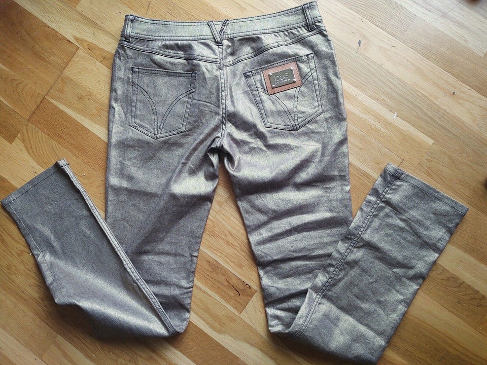 Jeans, Dolce & Gabbana, str. 30