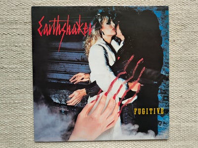 LP, Earthshaker, Fugitive, velholdt LP udgivet i 1984.
Genre: Heavy Metal
Stand vinyl: NM, vinylen e