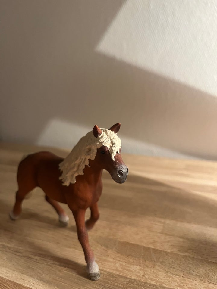 Stald, Schleich hest, Schleich