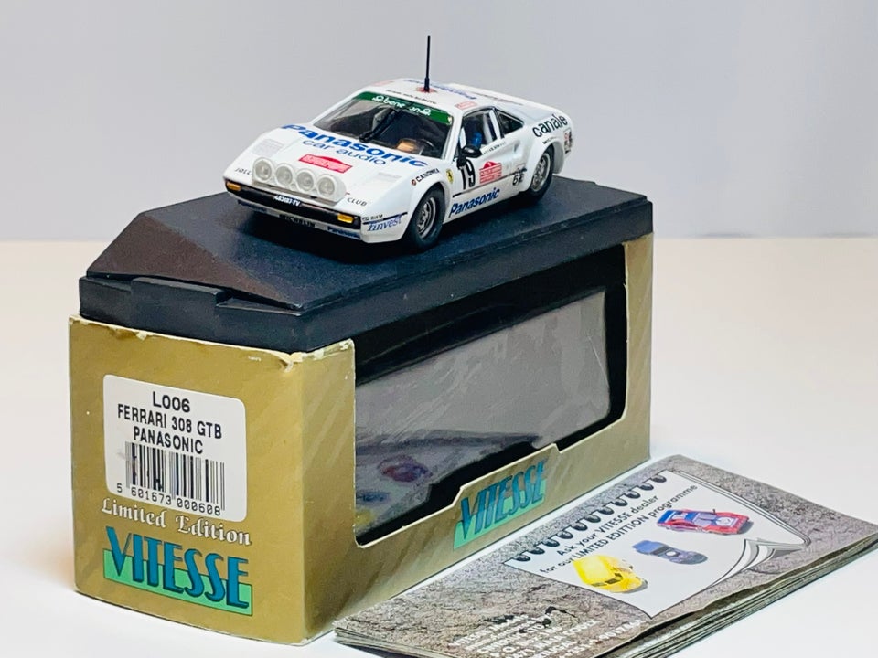 Modelbil, Vitesse Ferrari 308 GTB Panasonic, skala 1:43