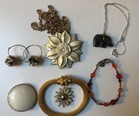 Andet smykke, andet materiale, Diverse ældre smykker