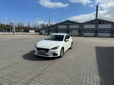 Mazda 3, 2,0 SkyActiv-G 120 Vision, Benzin, 2013, km 144701, hvid, nysynet, 4-dørs, sælger min Mazda