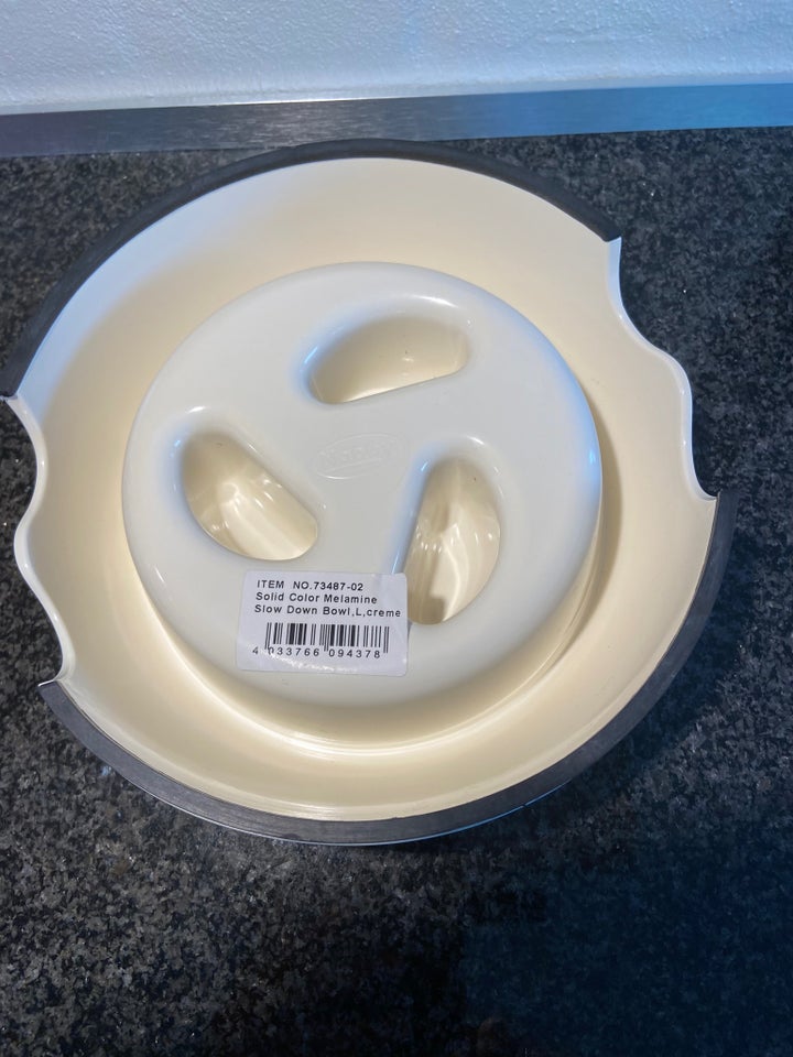 Madskål, Slow feeder melamine skål