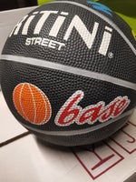 Basketball, RITINI STREET