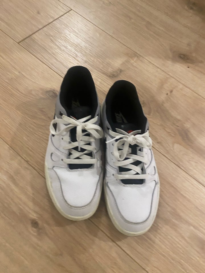 Sneakers, Nike, str. 40