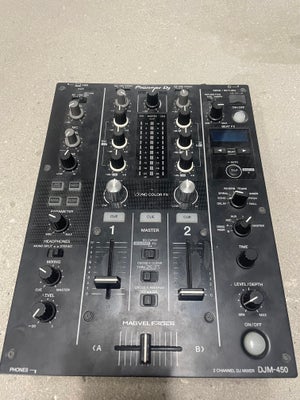 DJ Mixer, Pioneer DJM-450, 2-kanalers lillesøster til DJM-900Nxs2'eren med mange af de samme feature