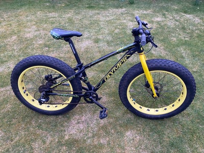 Unisex børnecykel, anden type, Olympia, Fatbike, 26 tommer hjul, 7 gear, Fatbike - fin stand.
Passer