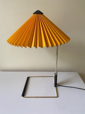 Lampe, Hay Matin, Den smukke Hay Matin lampe i str. small med orange skærm. Fungerer upåklageligt, b