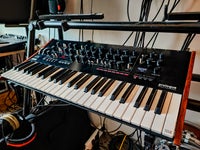 Synthesizer, Korg Prologue 8
