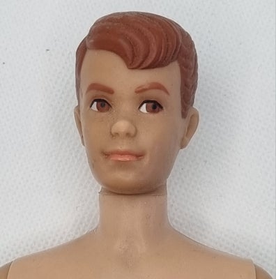 Barbie, Allan, Vintage dukke Hawthorne California. 

Jeg er samler og sælger af min samling vi bor r