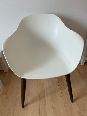 Spisebordsstol, Plast og træ, IKEA, Jeg sælger mine 2 spisebordsstole fra Ikea fordi de er for store
