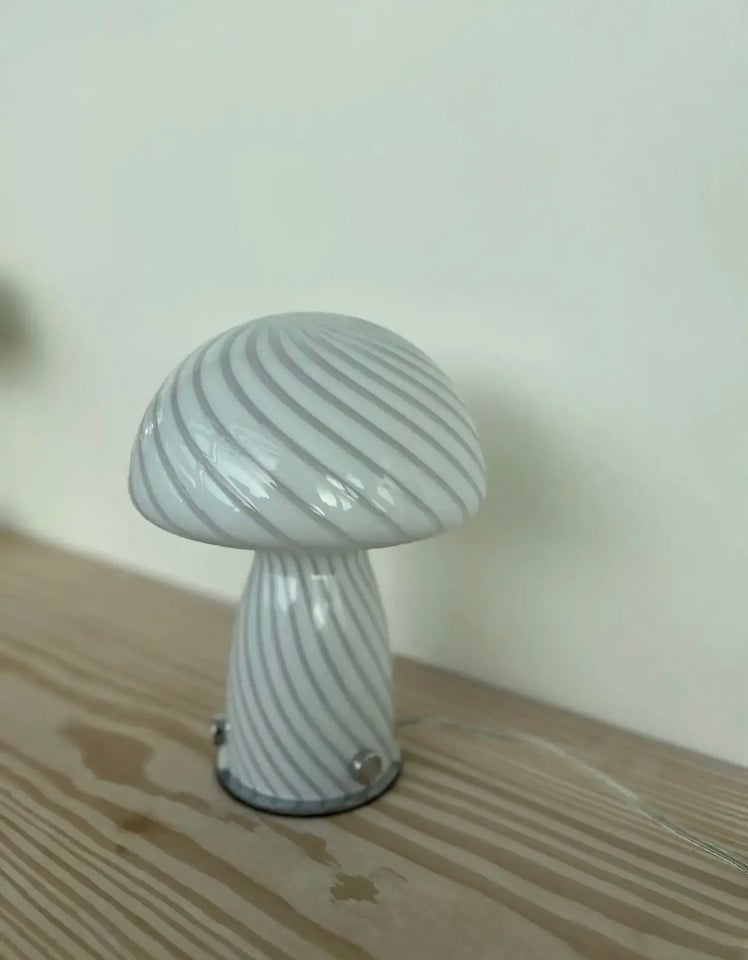 Anden bordlampe, Mushroom