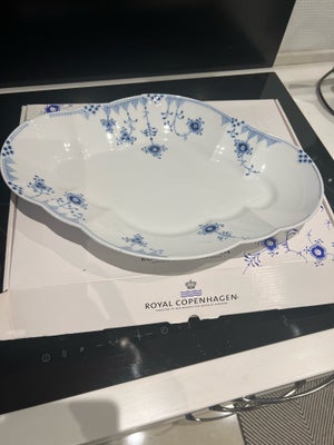 Porcelæn, Blue element fad 38,5 cm, Royal Copenhagen, Blue elements fad 38,5 cm

Sælges for 1600 kr
