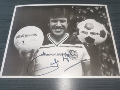 Autografer, Emlyn Hughes autograf, En af de største Liverpool FC spillere nogensinde med omkring 500