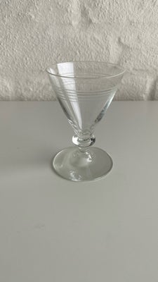 Glas, Vinglas, Bandholm, Holmegaard, 9 fine, gamle hedvinsglas og 8 snapseglas i serien “Bandholm” f